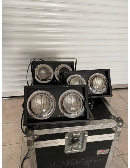 Lot de 6 Blinder lampe SHOWTEC stage blinder II