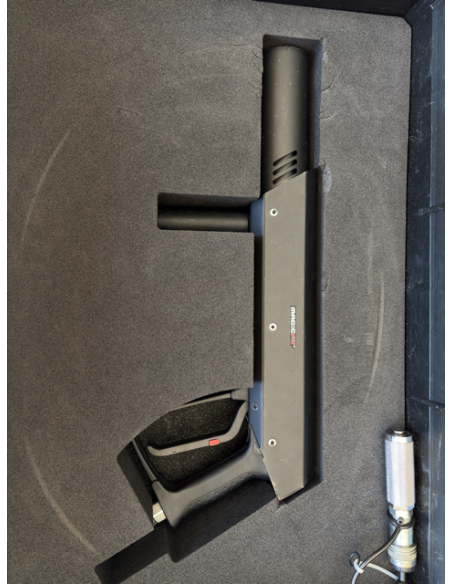 Gun CO2 avec flycase, raccord et flexible